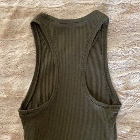 Leith Nordstrom Green Razor Back Ribbed Tank Top - Picture 5 of 6
